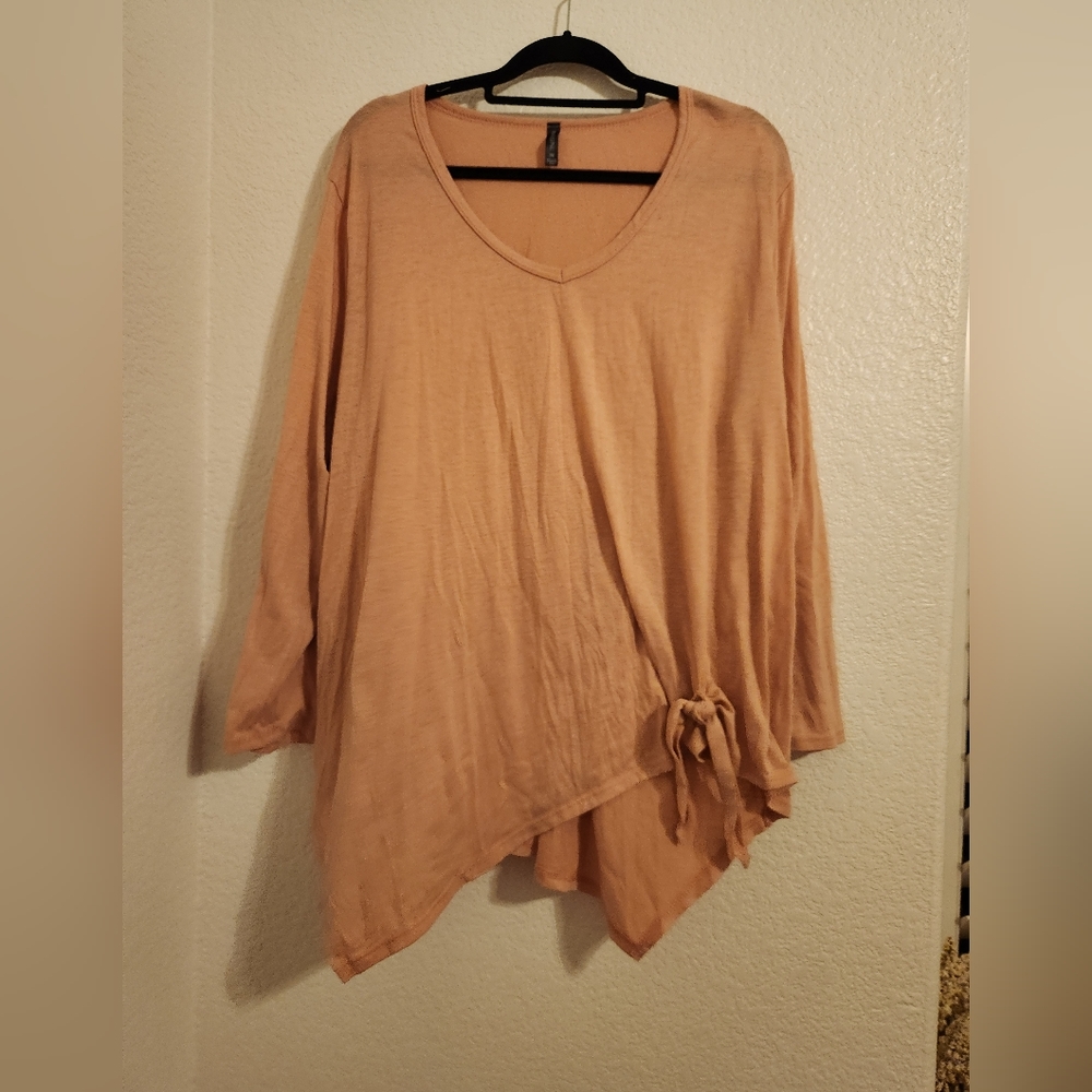 Massini blush pink side tie shark bite top Size 3X - Picture 5 of 6